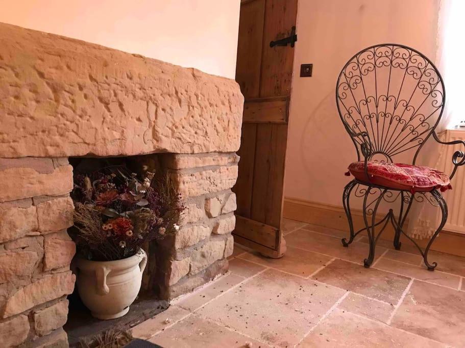 Priory Meadow Cottage Long Bennington 外观 照片