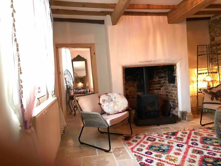 Priory Meadow Cottage Long Bennington 外观 照片
