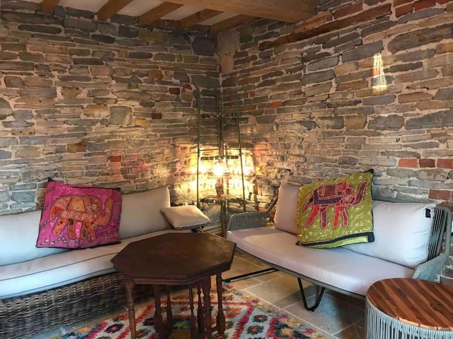 Priory Meadow Cottage Long Bennington 外观 照片